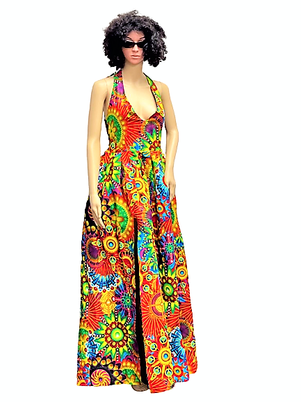 Vibrant Multicolor Halter-Neck Maxi Dress with Pockets FloFlourish Vibrant Multicolor Halter-Neck Maxi Dress with Pockets FloFlourish